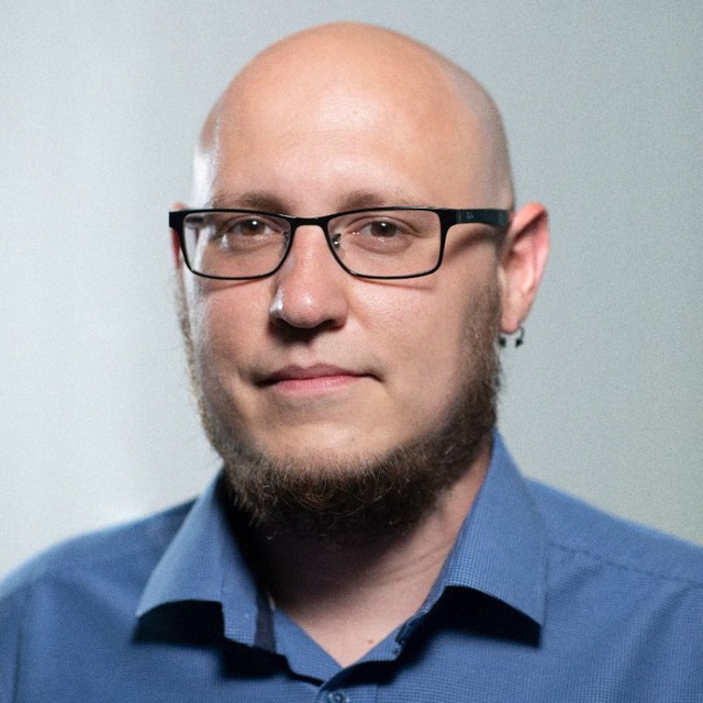 Сергей Хлебников - ведущий программист 1С в Москве с опытом 10+ лет